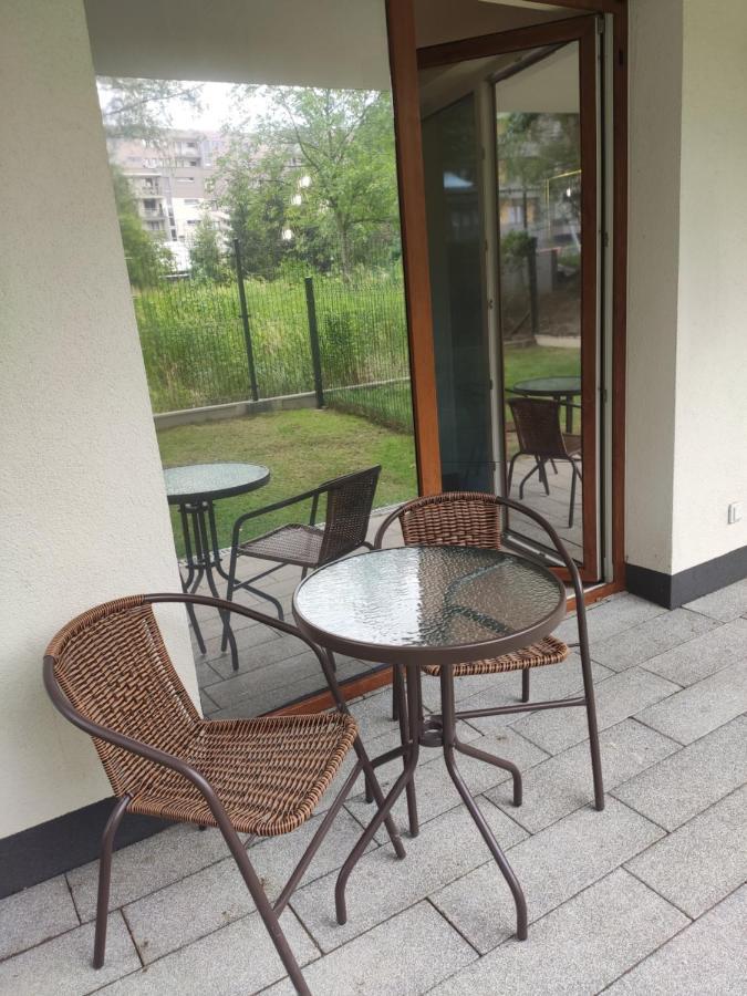 Przytulny Apartament Z Ogrodkiem Krakow Luaran gambar