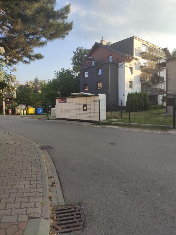 Przytulny Apartament Z Ogrodkiem Krakow Luaran gambar